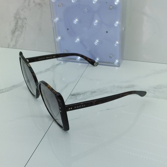 Gucci Oversize Butterfly Sunglasses - Picture 5 of 7